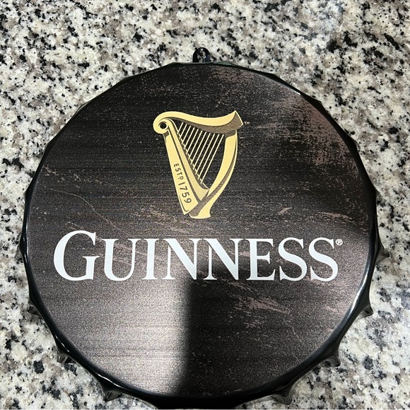GUINNESS Black Harp Bottle Cap sign for Wall. (mount not included) NWT - Picture 1 of 2